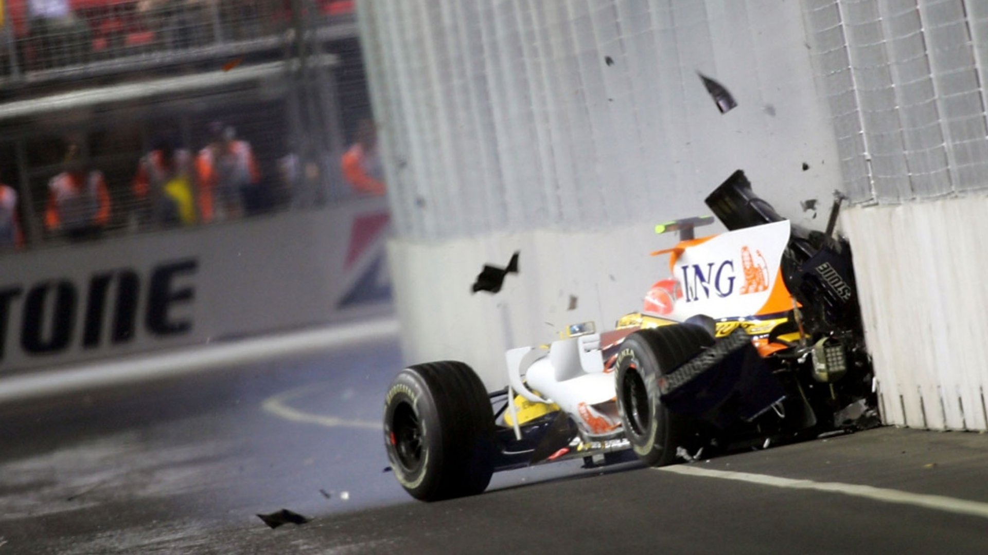 Advent Day 1: “Crashgate” – Renault and the 2008 Singapore Grand
